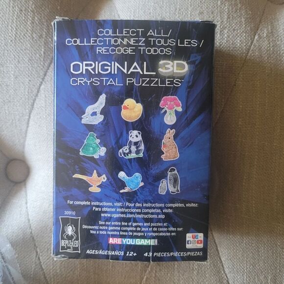 Bepuzzled Original 3D Crystal Clear Puzzle - The Thinker 43Piece - Picture 3 of 6
